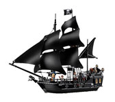 toy: lego black pearl pirate ship