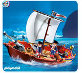 toy: playmobil soldiers boat